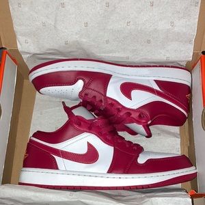 Air Jordan 1